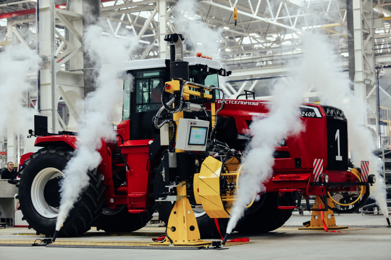 В России открыт новый тракторный завод