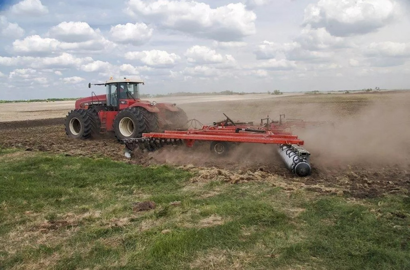 Дисковые бороны Ростсельмаш без труда подготовят почву для весенних посевов
